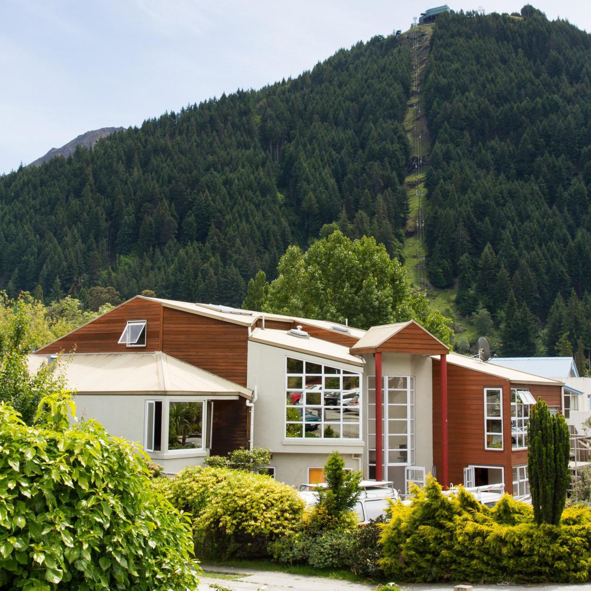 Haka House Queenstown Exterior photo
