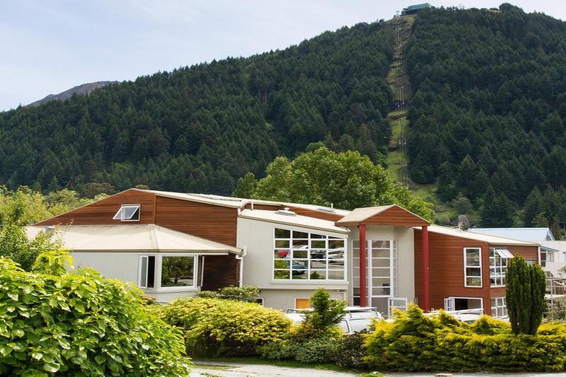 Haka House Queenstown Exterior photo
